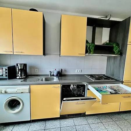 3 Zimmer-apartment, Optional 4 Zimmer, Fur Bis Zu 10 Gaste *